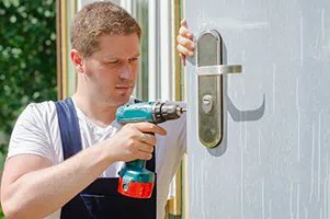 Super Locksmith Service Charlotte, NC 704-666-5885 - lock-changing